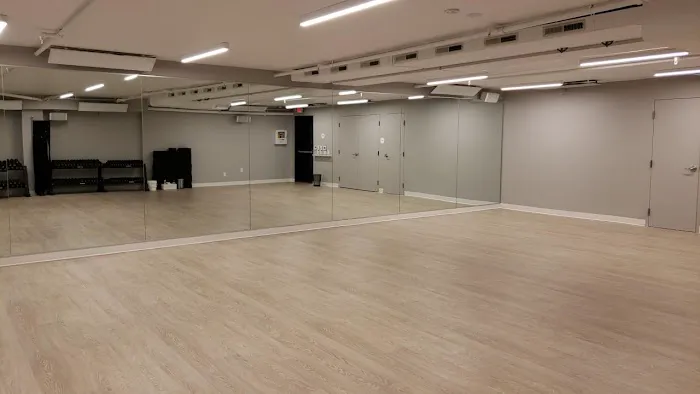 CorePower Yoga - Palo Alto Town & Country Picture 7