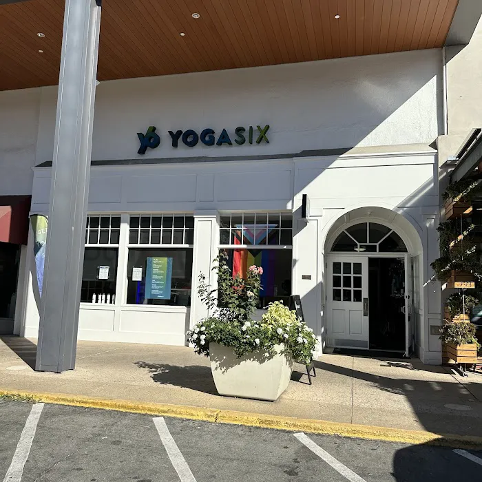 YogaSix Palo Alto Picture 9