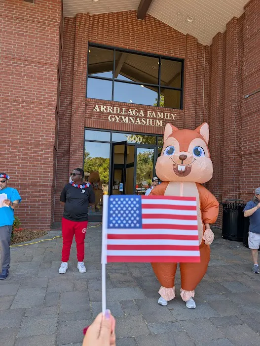 Arrillaga Family Gymnasium Picture 4