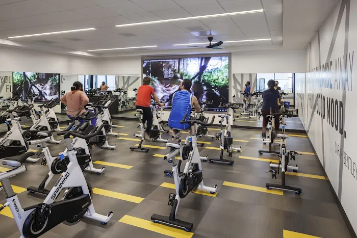 Cañada College Athletic Center Picture 2