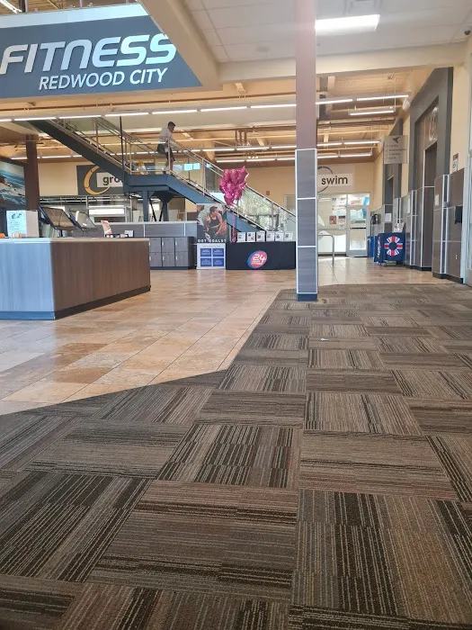 24 Hour Fitness Picture 7