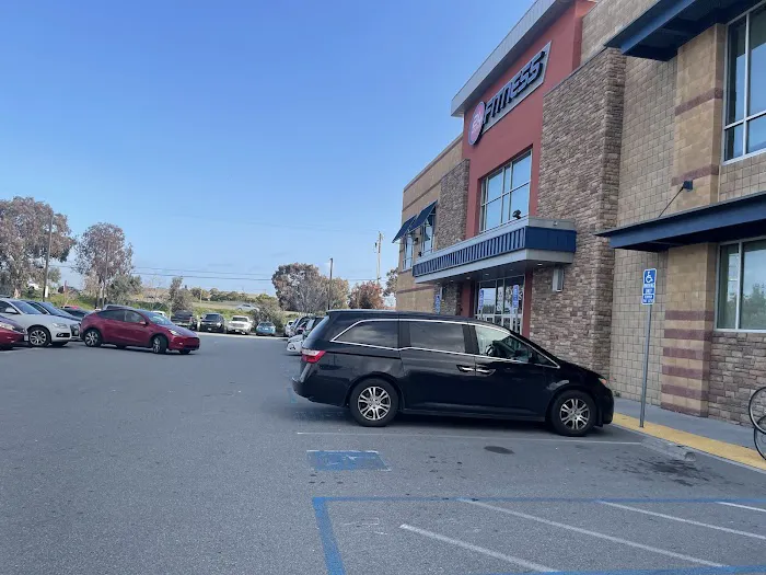 24 Hour Fitness Picture 5