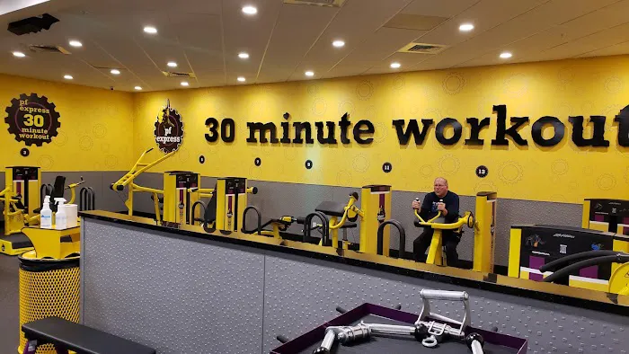 Planet Fitness Picture 9