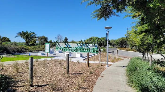 Fitness Court at Redwood Shores Picture 4