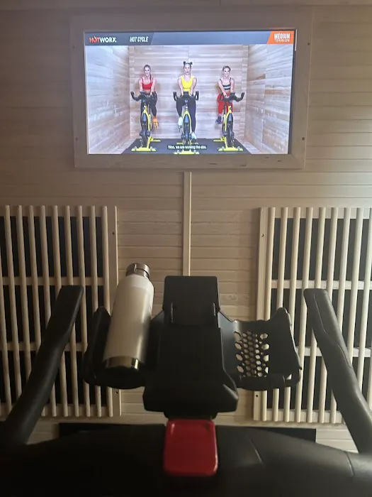 HOTWORX BELMONT Picture 9