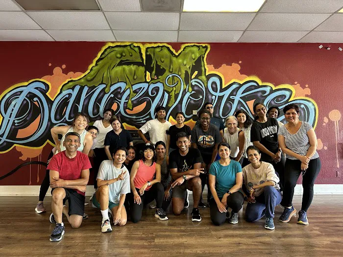 Strong Fit & Happy Picture 2