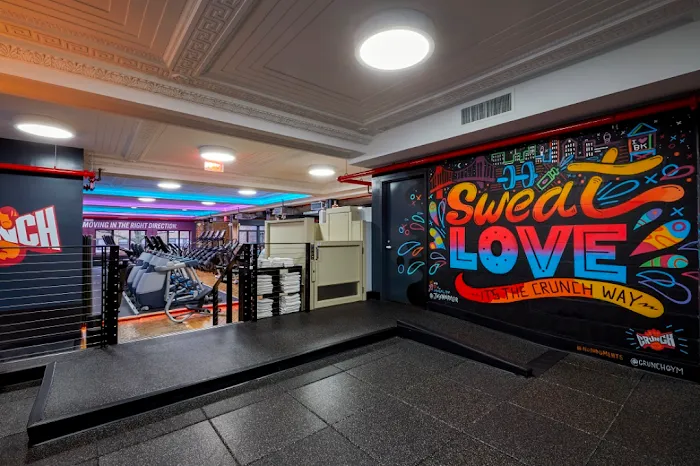 Crunch Fitness Picture 4