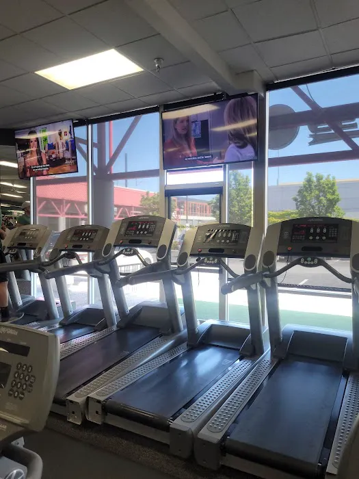 Fitness 19 Picture 8