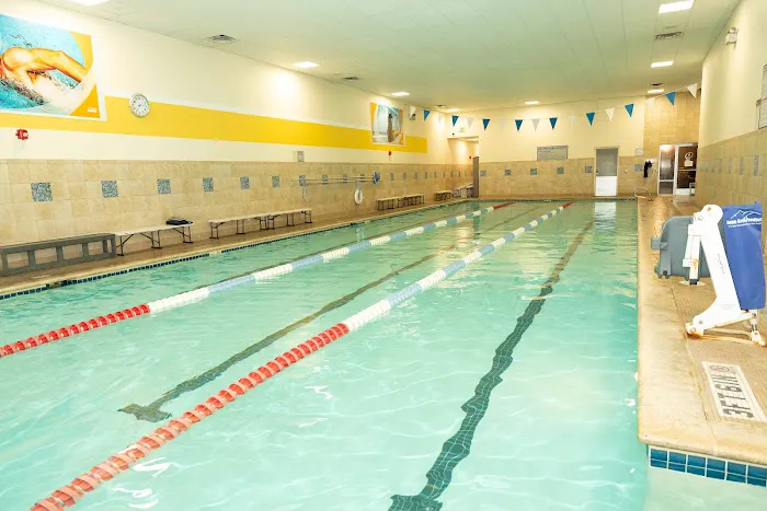 24 Hour Fitness Picture 5