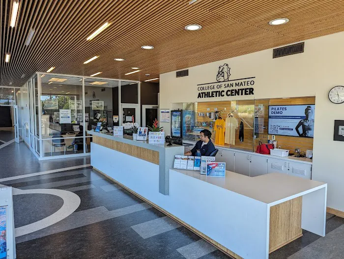 College of San Mateo Athletic Center Picture 9