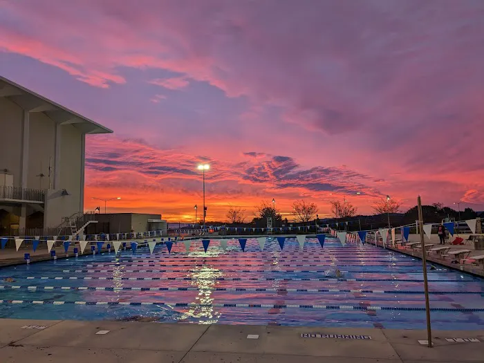 College of San Mateo Athletic Center Picture 8