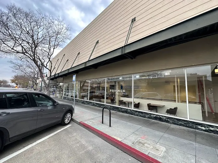 Equinox San Mateo Picture 4