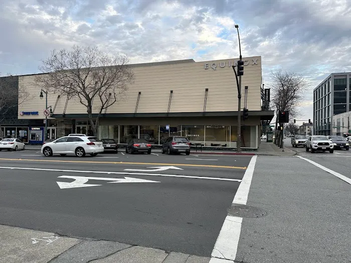 Equinox San Mateo Picture 6