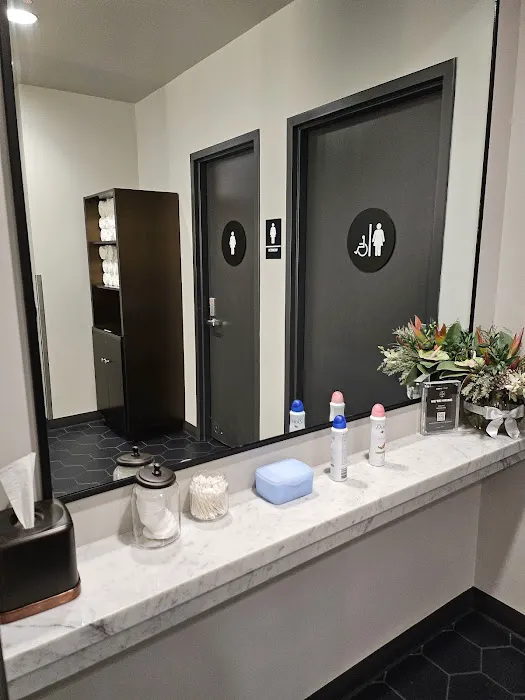 Barry's Burlingame Picture 10