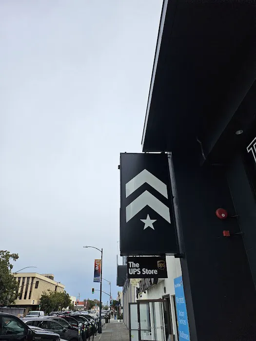 Barry's Burlingame Picture 2