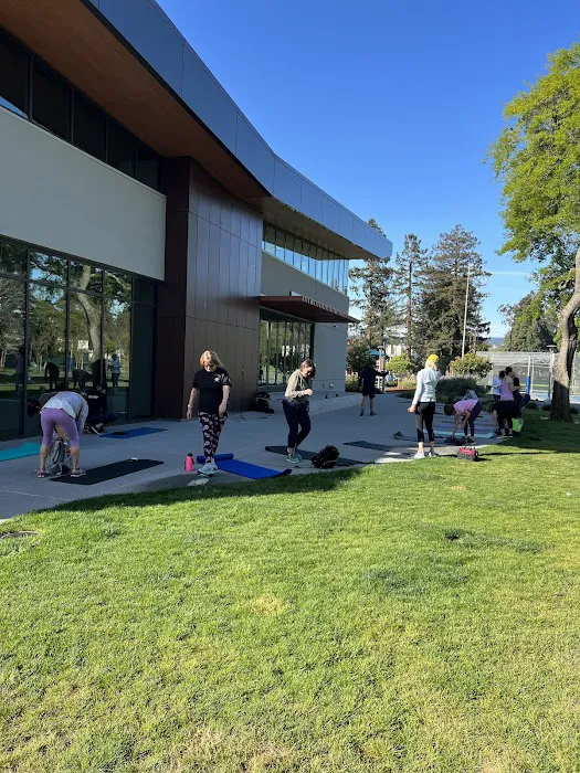 OutFit Fitness Picture 1