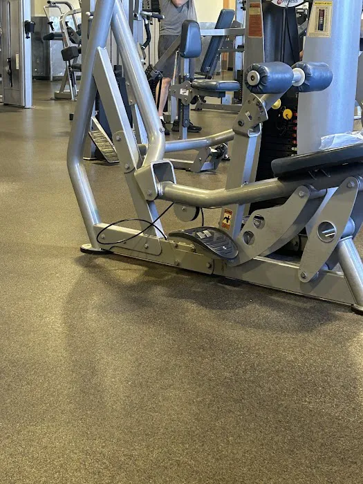 24 Hour Fitness Picture 10