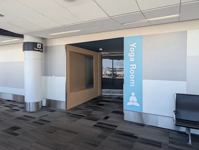 Yoga Room Picture 10