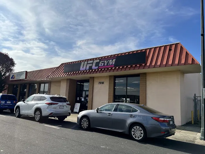 UFC GYM San Bruno Picture 6