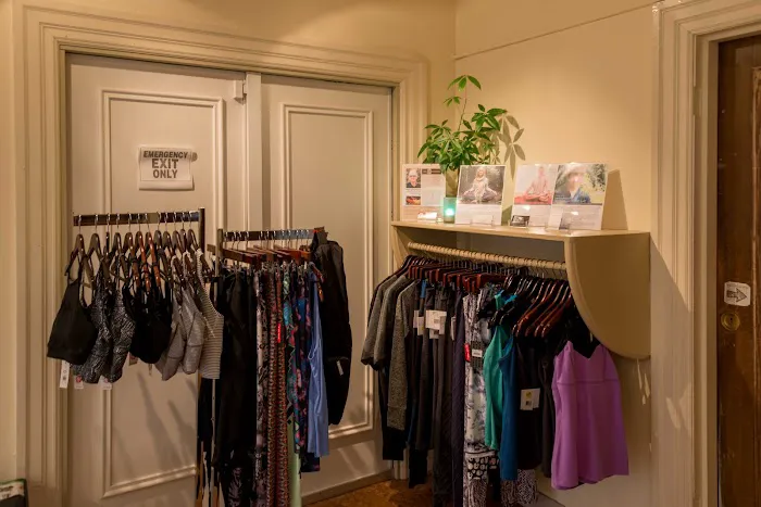 Yoga Flow SF - Ocean Picture 7