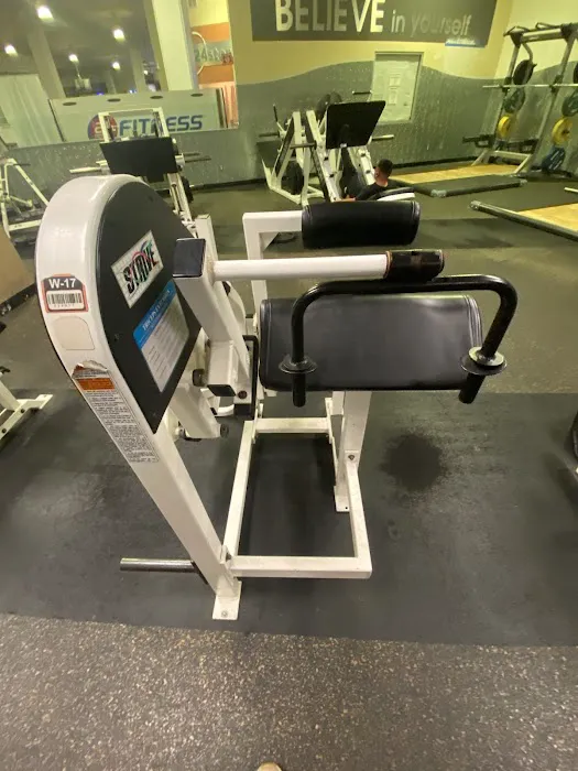 24 Hour Fitness Picture 8