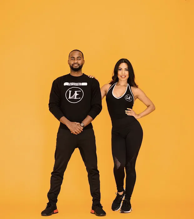 Inessence Bachata classes Picture 2