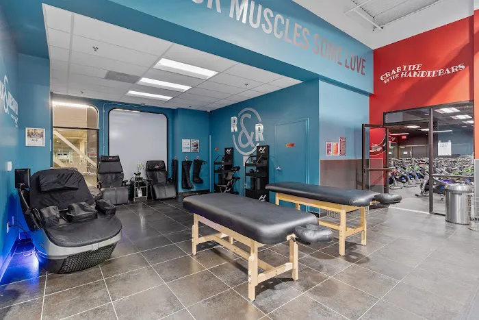 Crunch Fitness Picture 10