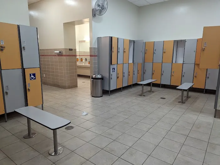 Crunch Fitness Picture 1