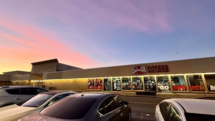 Crunch Fitness Picture 9