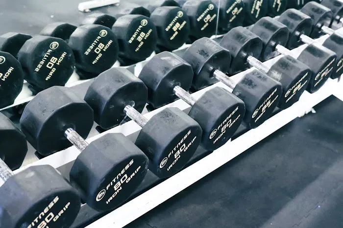 24 Hour Fitness Picture 7