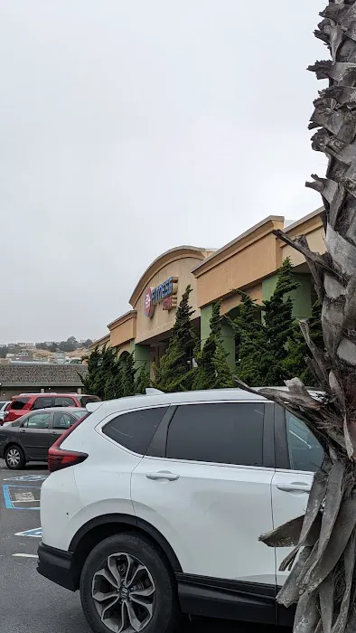 24 Hour Fitness Picture 9