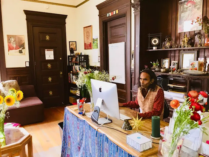 Yoga Society of San Francisco Picture 4