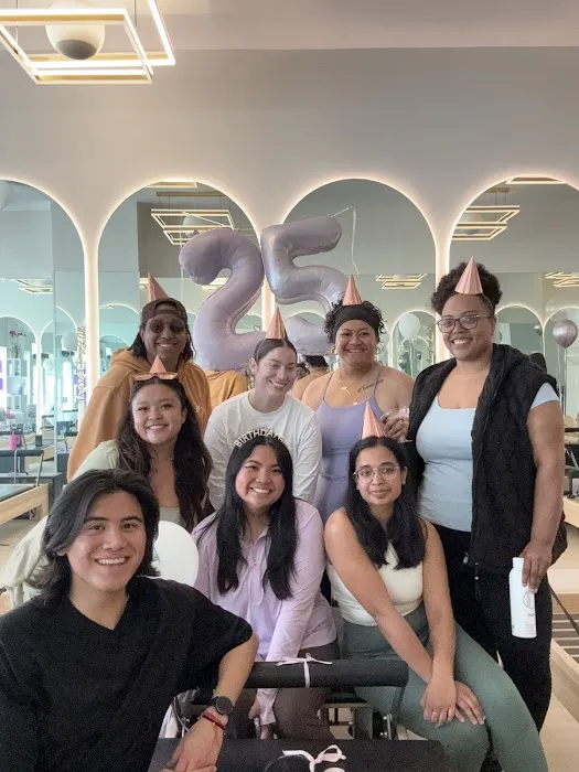 EVOLVE Pilates Picture 10