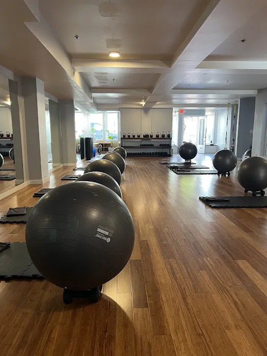 YuBalance - Noe Valley Picture 6