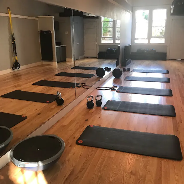 YuBalance - Noe Valley Picture 2