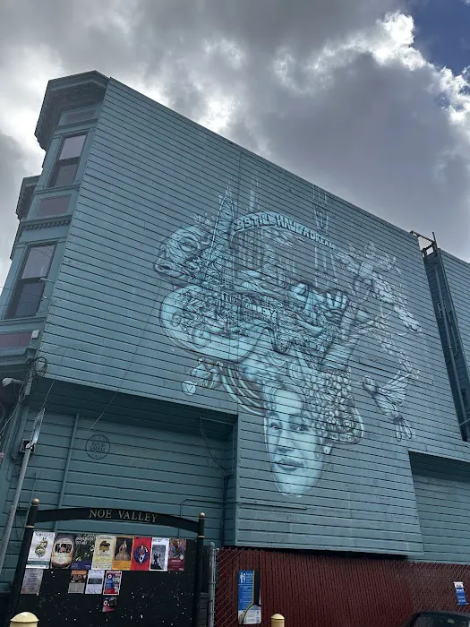 Yoga Flow SF - Noe Picture 7