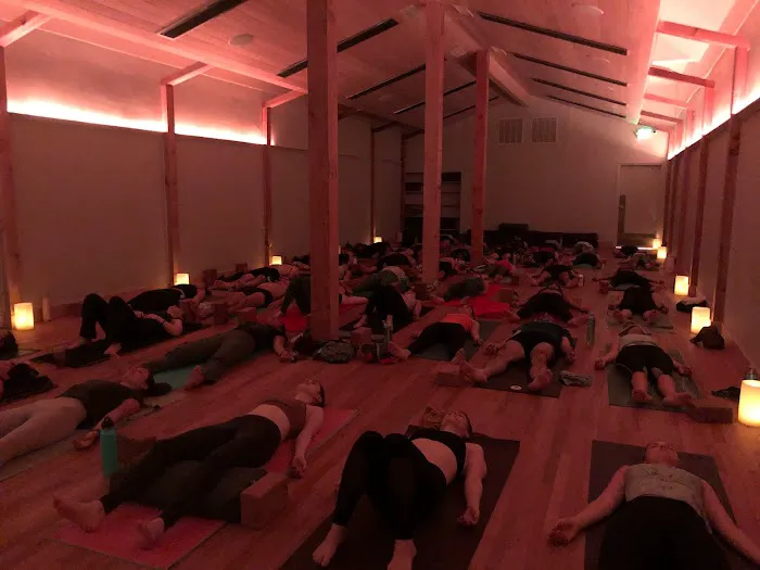 Yoga Flow SF - Noe Picture 10