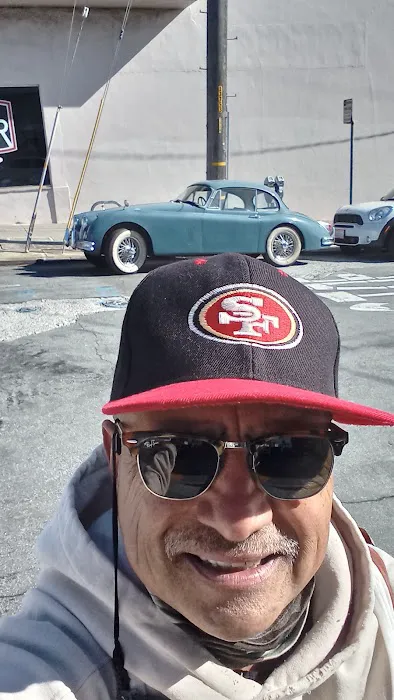 Raise The Bar Fitness Picture 3