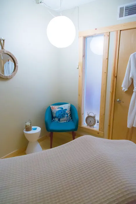 Ocean Yoga & Massage Picture 3