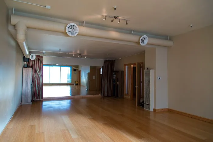 Ocean Yoga & Massage Picture 10