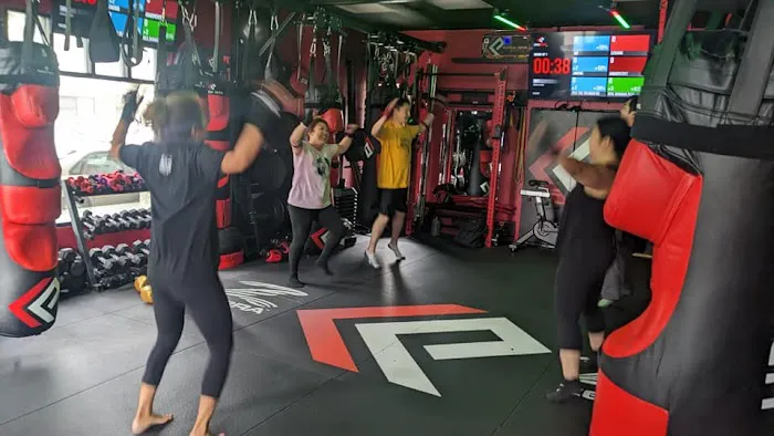 Punch King Fitness Sunset Picture 8