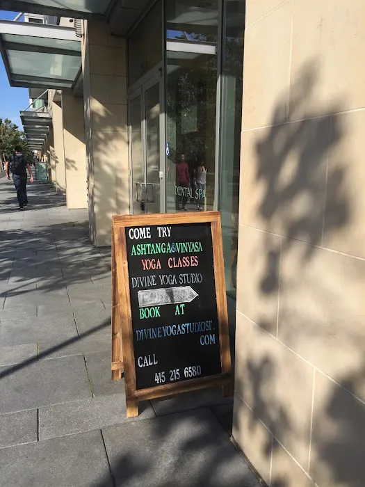 Divine Yoga Studio Picture 1