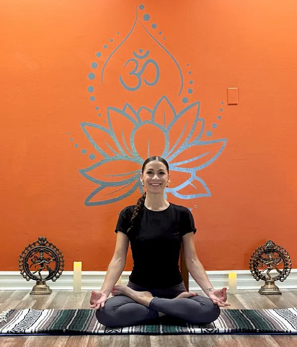 Divine Yoga Studio Picture 7