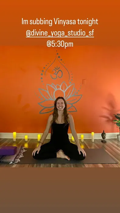 Divine Yoga Studio Picture 8