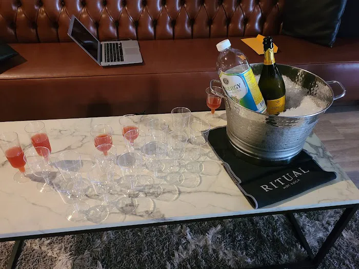 Ritual Hot Yoga - SOMA Picture 3