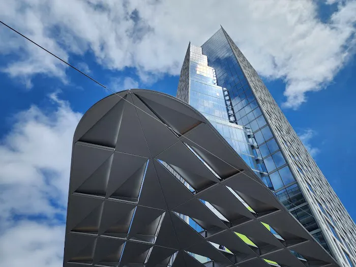 Equinox Van Mission Picture 8