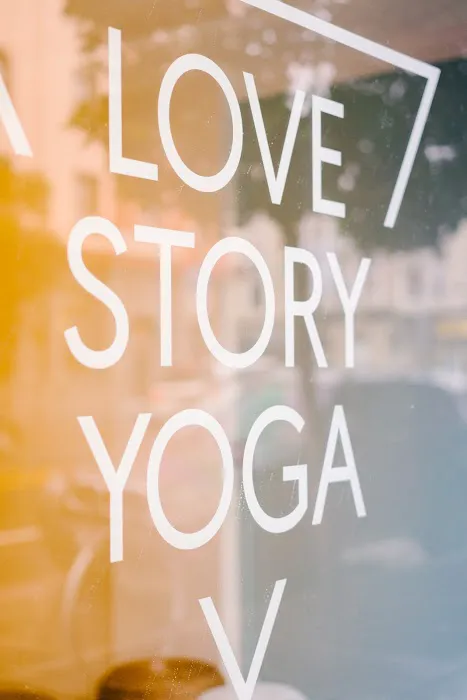 Love Story Yoga - Valencia Picture 1