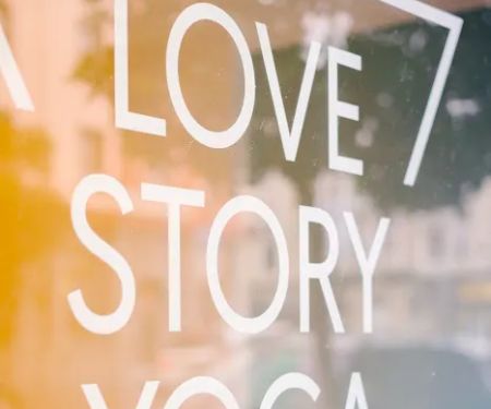 Love Story Yoga - Valencia