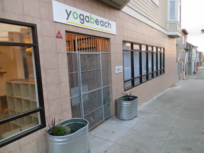 Yoga Beach Picture 1