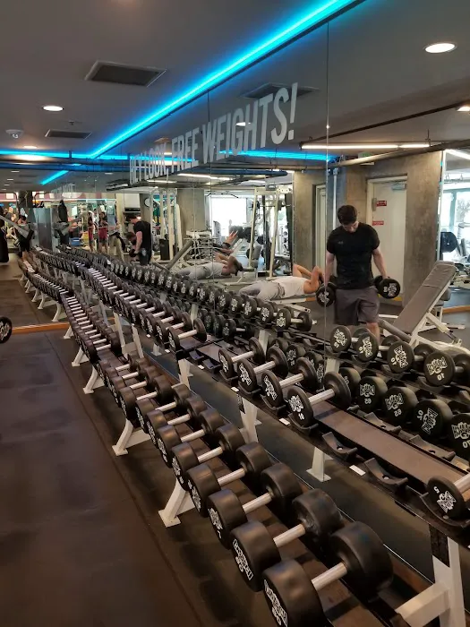 Crunch Fitness Picture 1